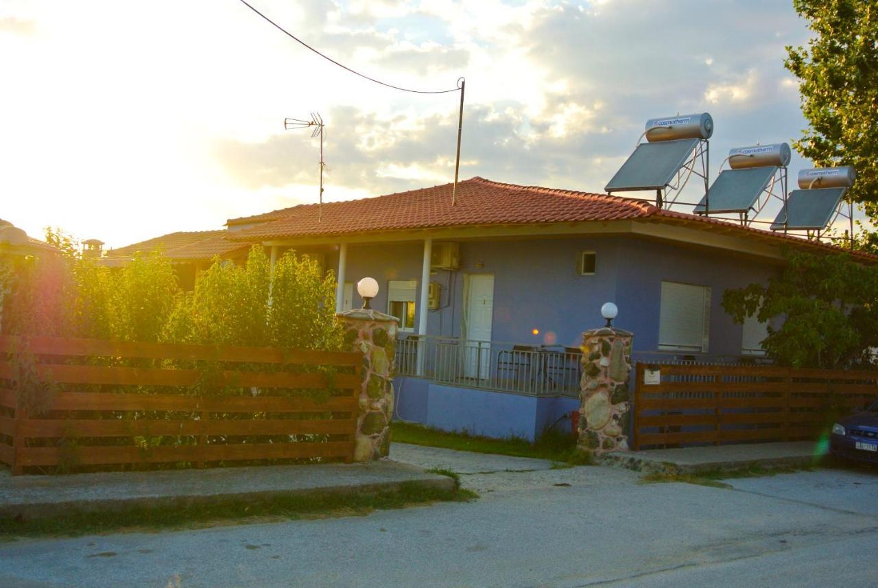Kremasti Rooms Luaran gambar